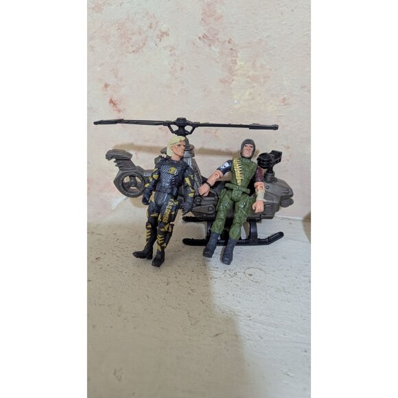 The Corps 2 Action Figures With Helicopter Toy Set - Picture 5 of 10
